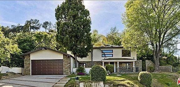 2nd image of 3441 White Rose Way