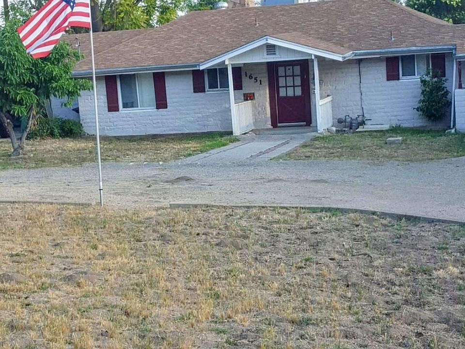 1st image of 1651 Echo Dr