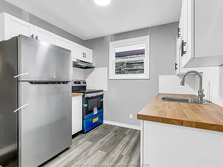 9020 Conway Ct — Photo 12