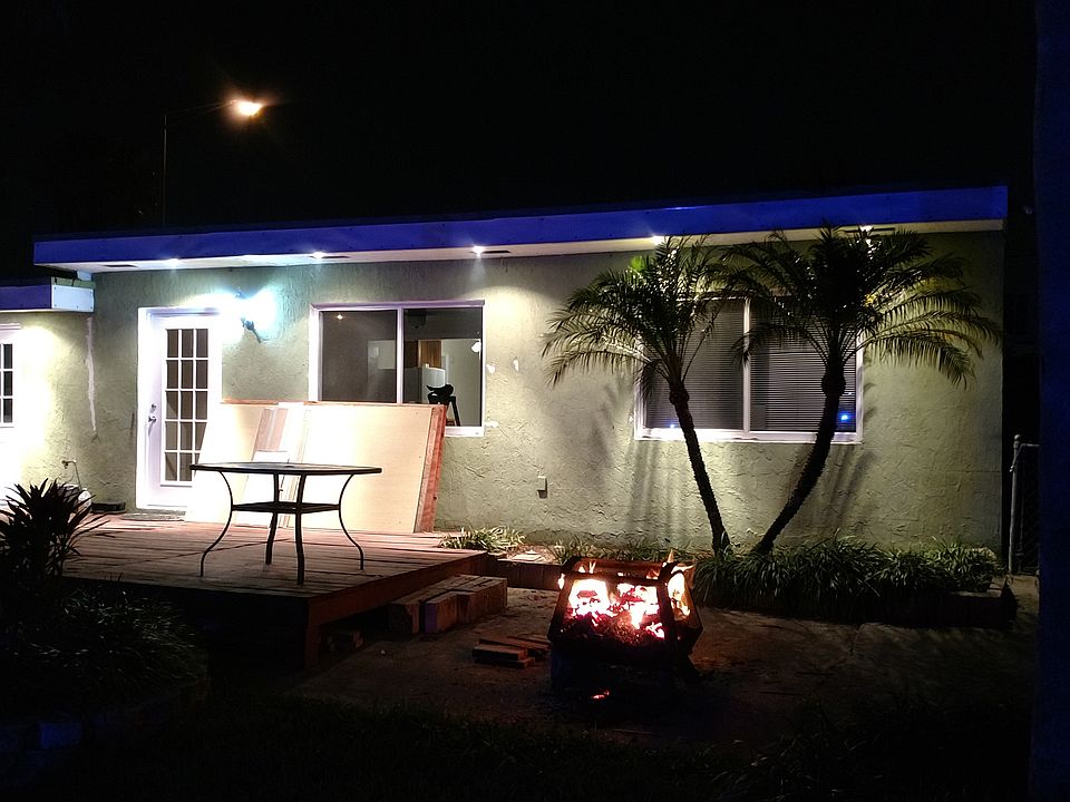 2nd image of 2638 Sheridan St