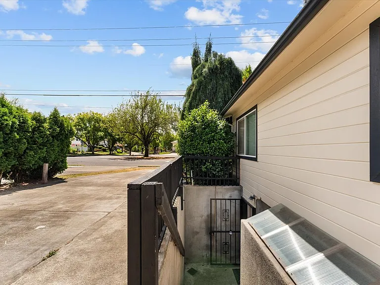 3407 SE Steele St #B — Photo 21