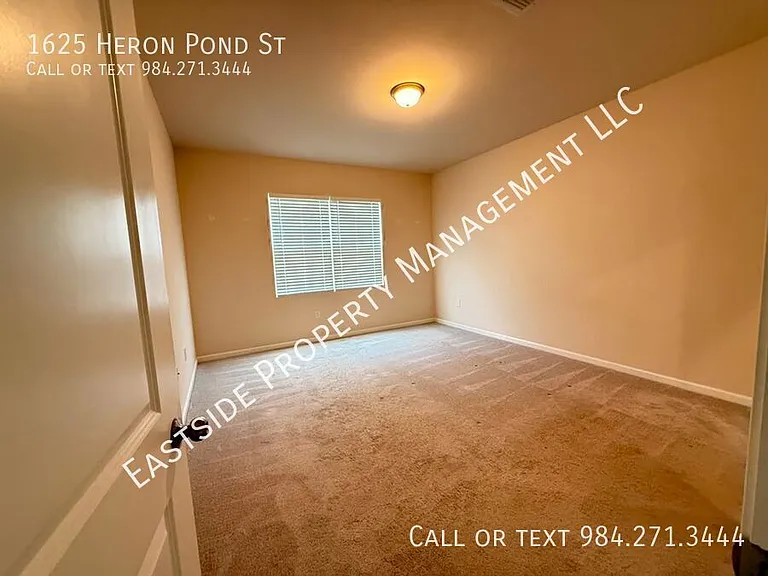 1625 Heron Pond St — Photo 12