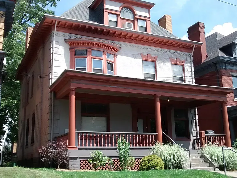 355 S Atlantic Ave — Photo 1