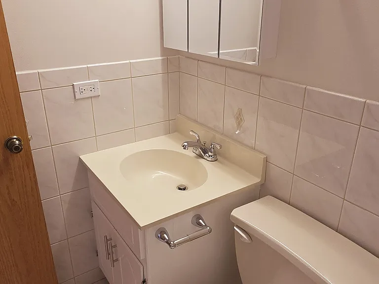 9517 Minnick - #2E — Photo 19