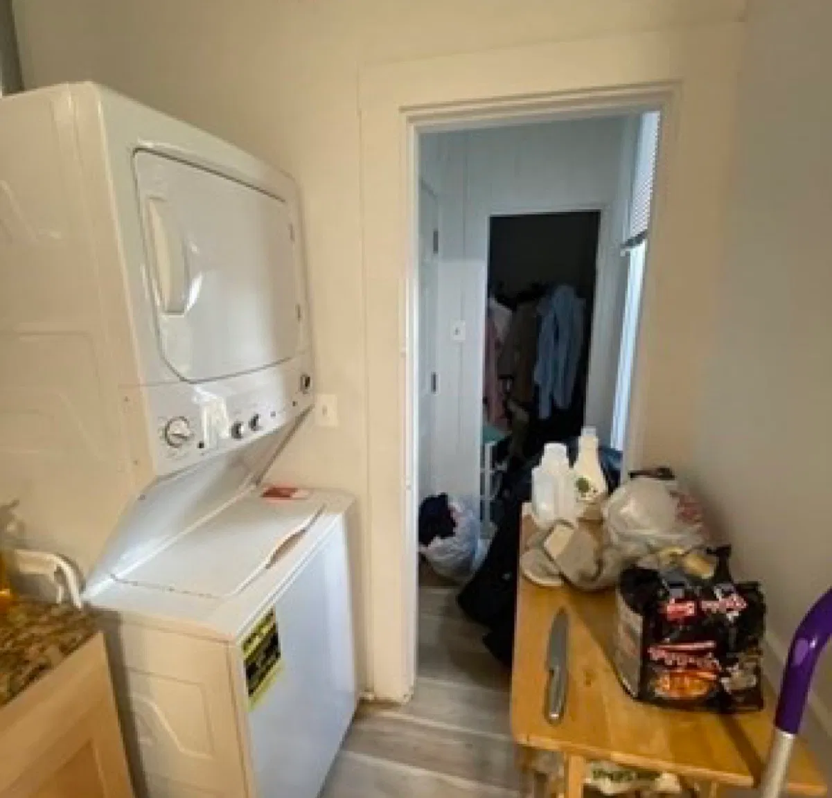 254 Windsor Street Apartments — Photo 4