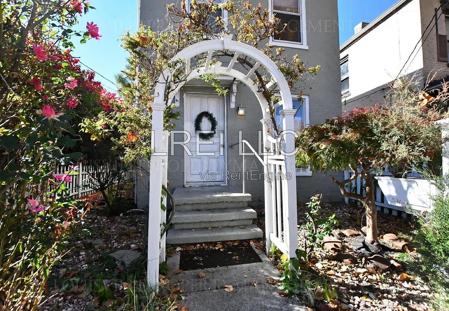 2 bed, 2.0 bath, 1250 sqft, $1,400 — Photo 2