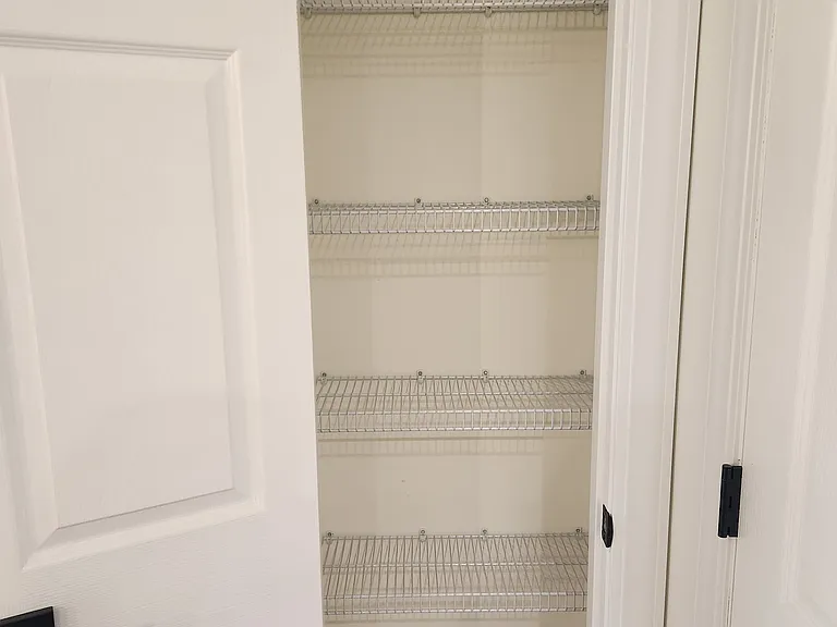 5530 N Frostwood Pkwy #1 — Photo 11