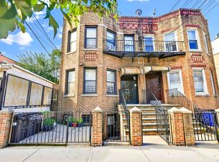 23-50 31st Dr #4FAMILY, Astoria, NY 11106