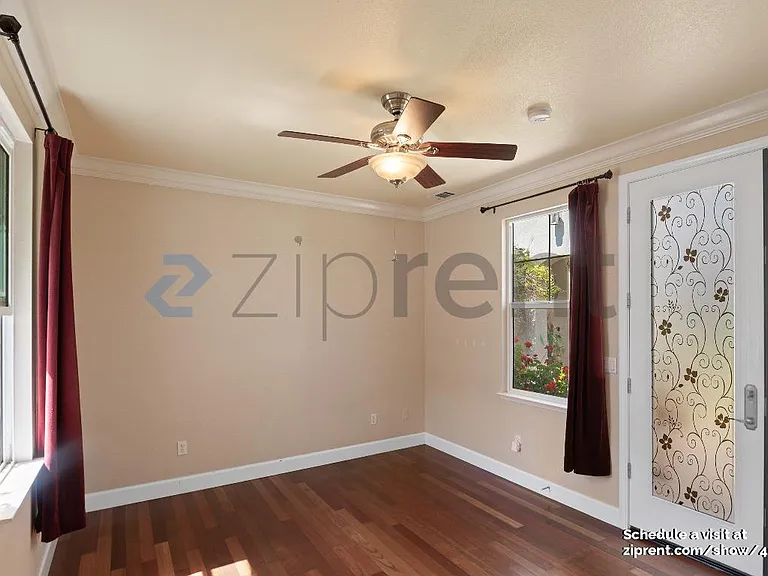 130 Avalon Ct #1 — Photo 7