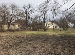 240 N Castle St, Lowell, IN 46356