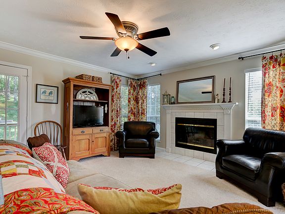 4th image of 1745 Wynrush Cir