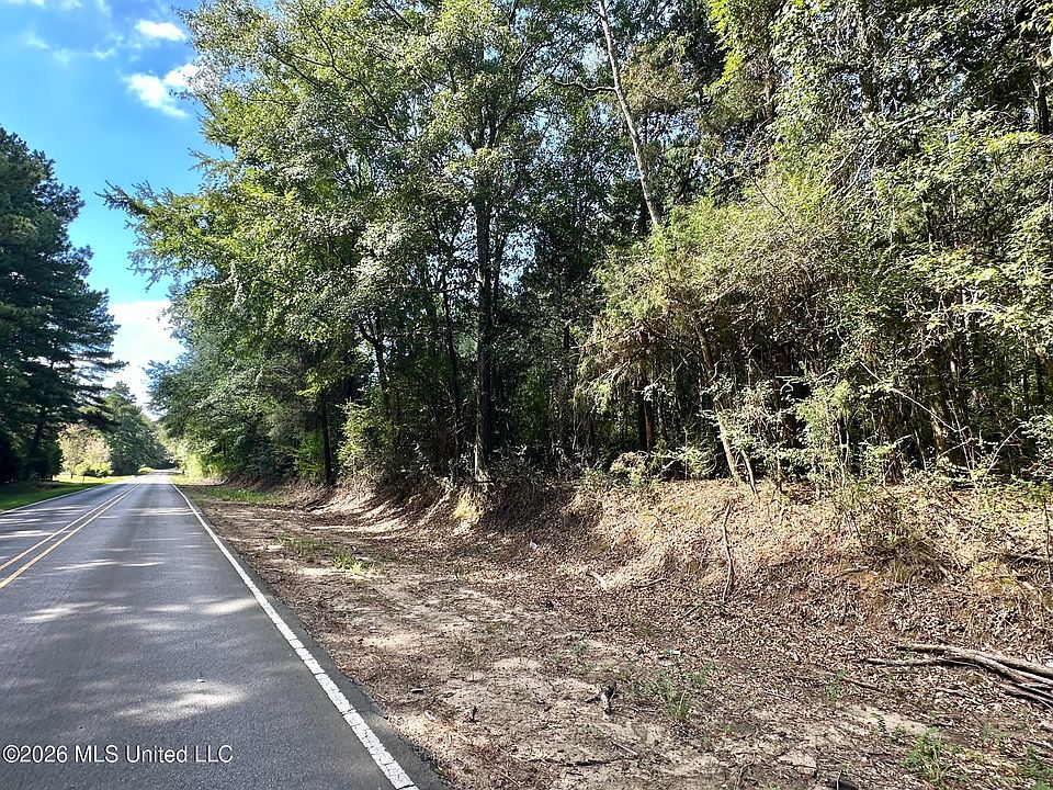 1st image of 3 Dry Creek Rd