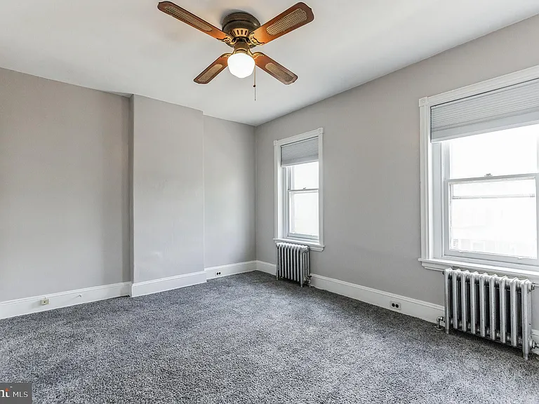 427 Ripka St — Photo 24