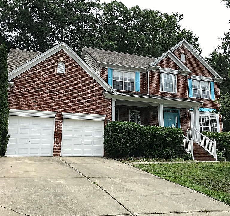 210 Glebe Way