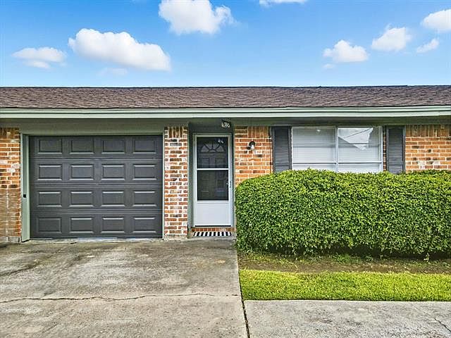 1st image of 189 Crepe Myrtle Ave #189
