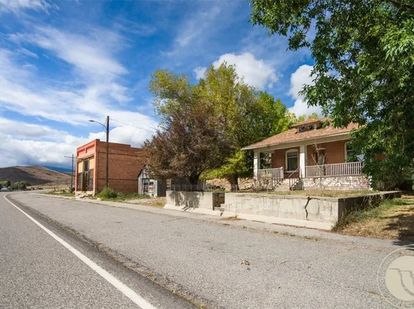 123 Main St, Bearcreek, MT 59007