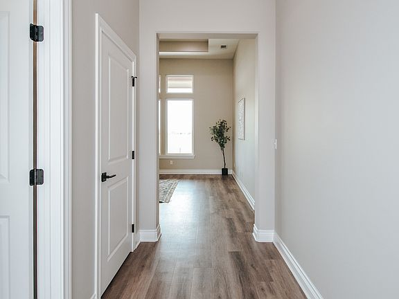 3rd image of 508 Town Hall Ln