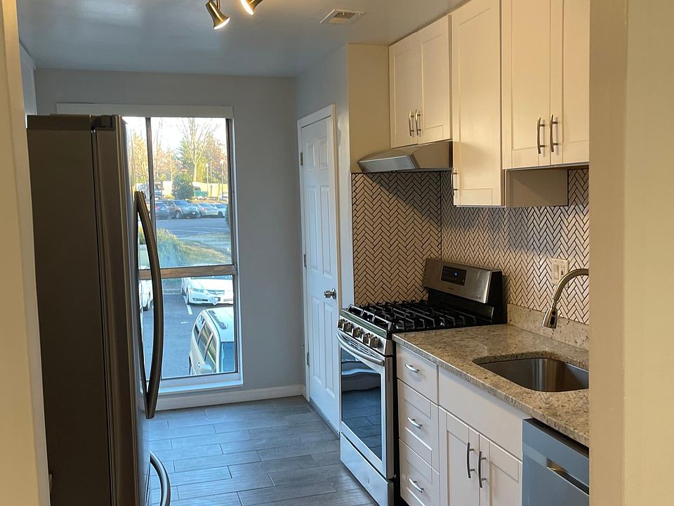 1st image of 5606 Bismach Dr APT 101