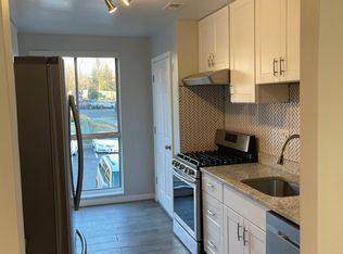 5606 Bismach Dr APT 101, Alexandria, VA 22312
