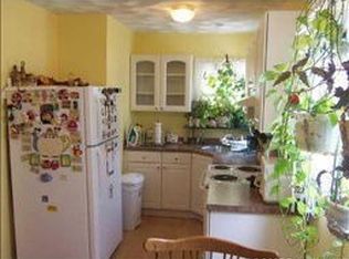 115 Agnes St, East Providence, RI 02914