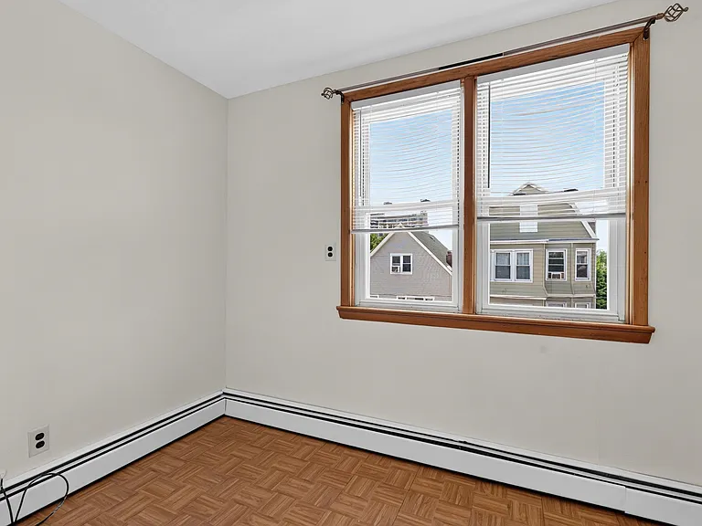 25 W 15th St #5 — Photo 7