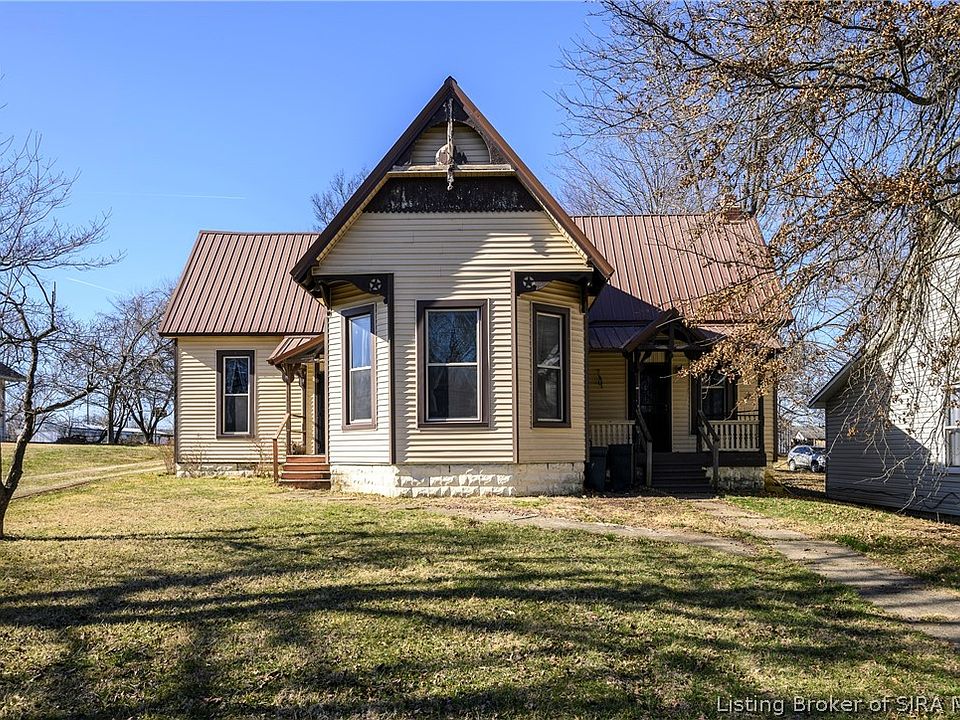 1st image of 211 W Main Street