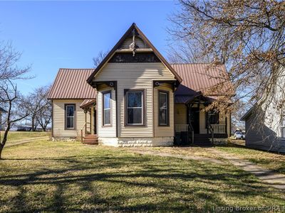 211 W Main Street, Henryville, IN, 47126