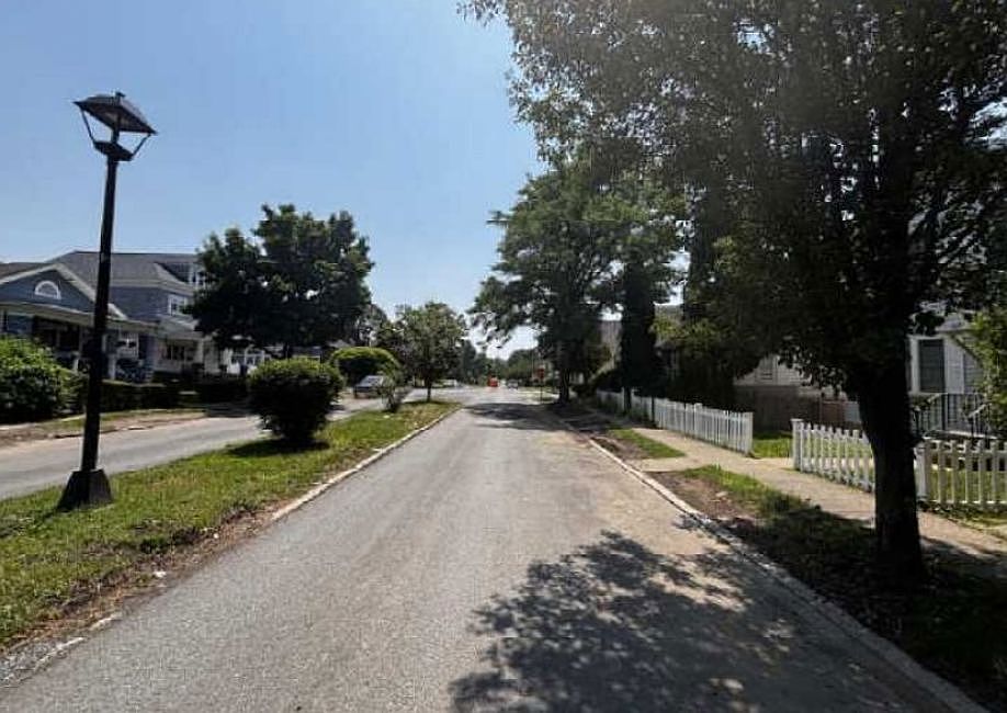 2nd image of 323 6th Ave