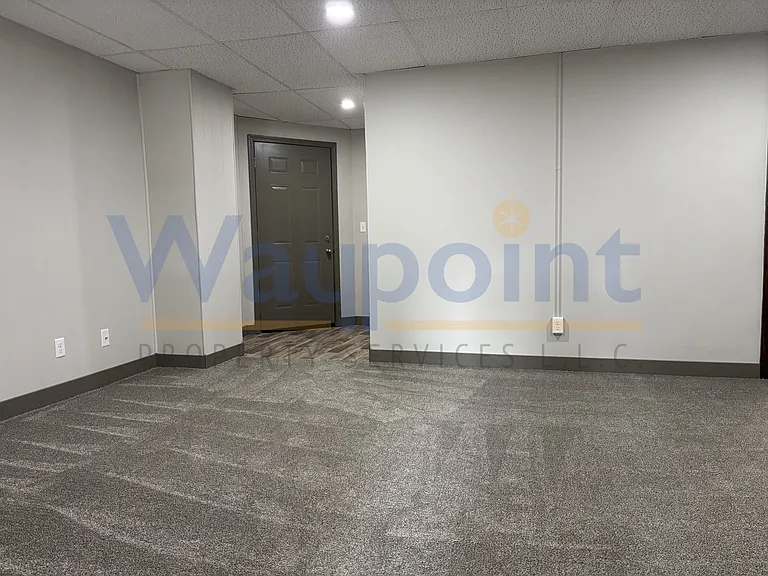102 S Lafayette St #4 — Photo 9