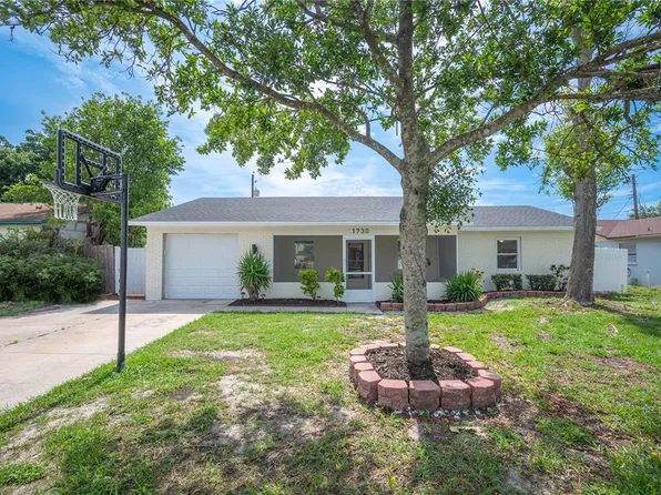 1730 Cordova Cir W, Lakeland, FL 33801