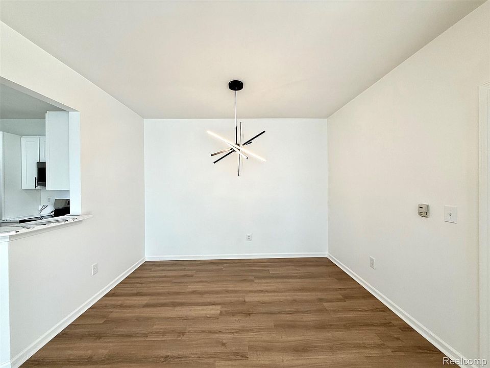 18107 Chesapeake Cir, photo 11
