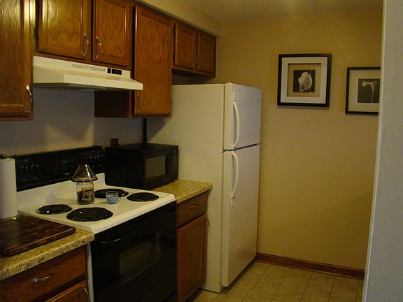 5th image of 153 Idlewood Blvd