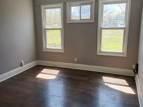 3rd image of 192 S 11th St APT 1