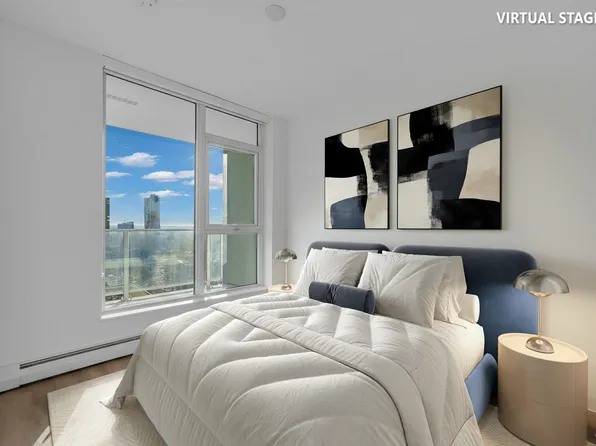 13685 102nd Ave #2107, Surrey, BC V3T 1N7