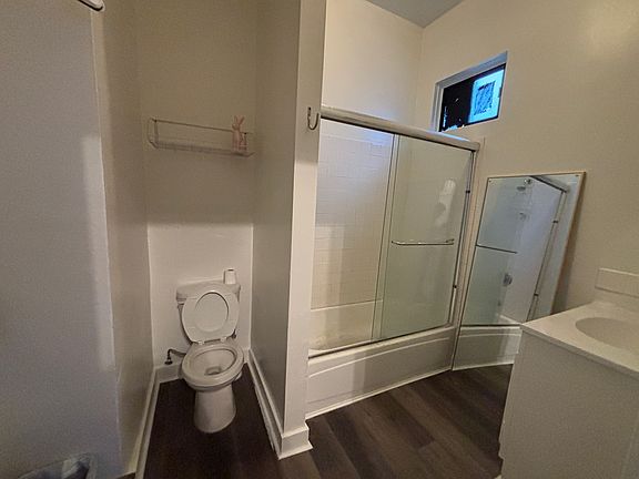 5th image of 1098 Larkin St #1