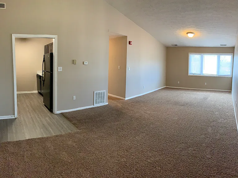 Big Red Apartments — Photo 52