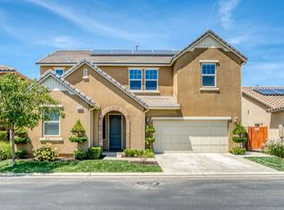 4227 Salem Ln, Clovis, CA 93619