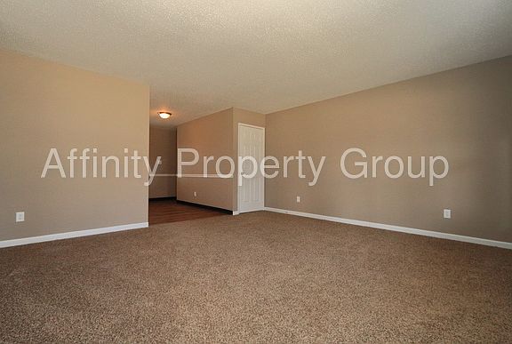 4th image of 2234 White Ash Ct