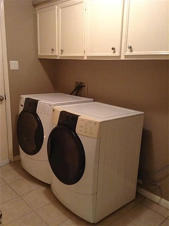 3 bed, 1722 sqft, $1,779 — Photo 2