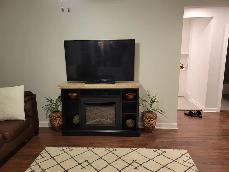 LIVINGROOM STAGED