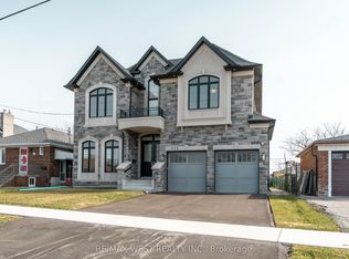 119 Jay St, Toronto, ON M6L 2M3