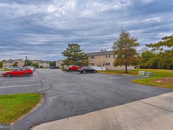 5th image of 33632 Briar Ct N Unit 2H