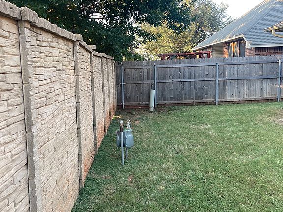 2nd image of 1008 Elm Creek Dr