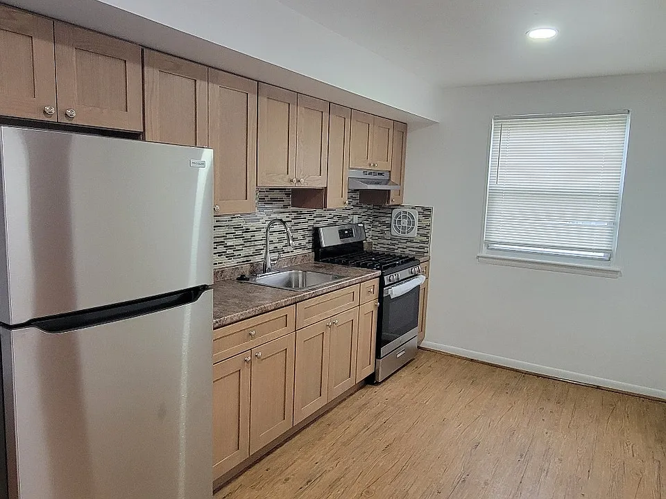 8138 Hennig St #2