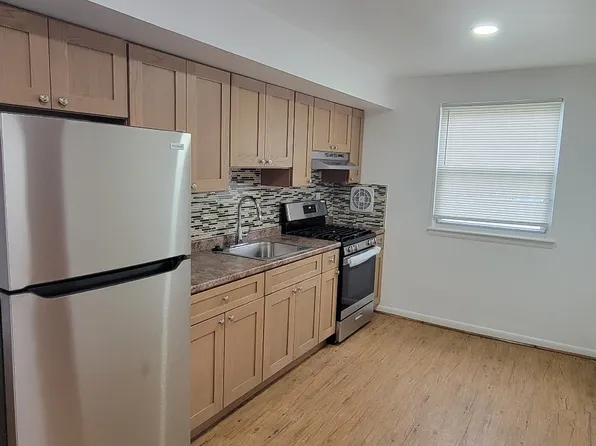 8138 Hennig St Floor 2, Philadelphia, PA 19111