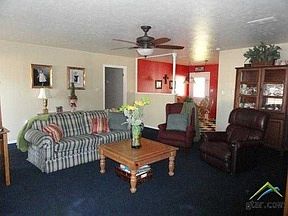 4th image of 713 County Road 4216