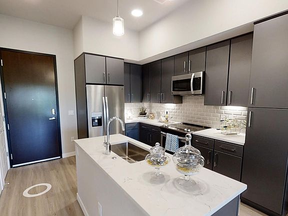 2nd image of 1122 E 17th Ave #301