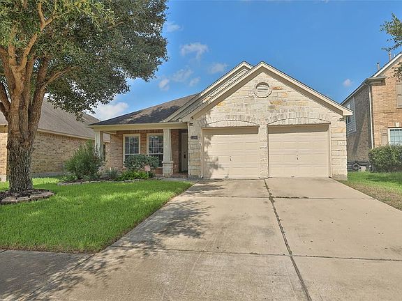 2nd image of 11063 Pierce Valley Dr