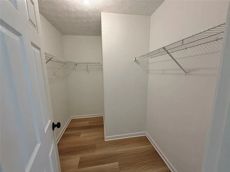 902 Conners Cv — Photo 9