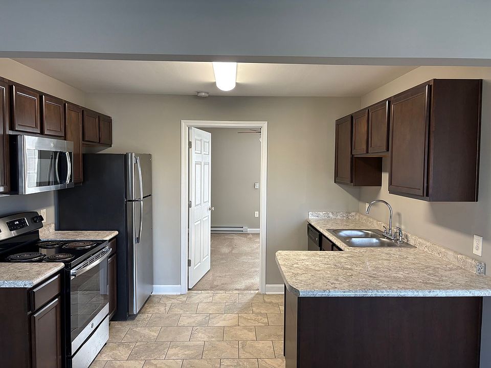 1st image of 412 Southern Cross Dr APT 2